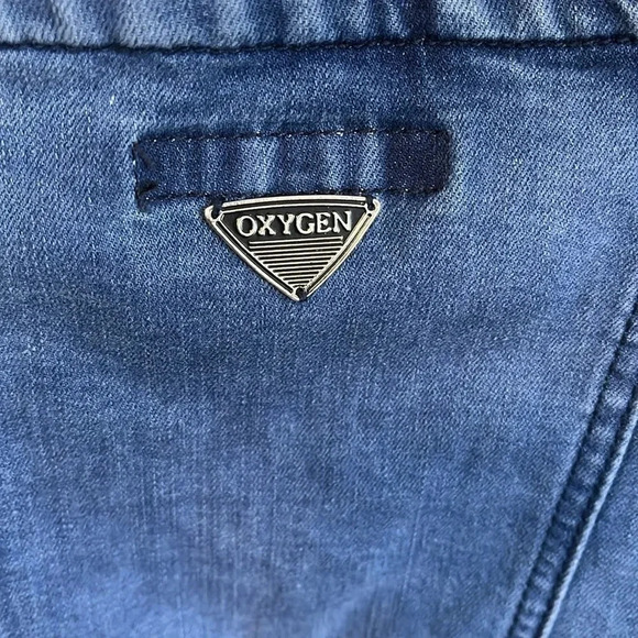 NWOT OXYGEN Denim Dress Adjustable Strap Pockets, Size L - Picture 7 of 11